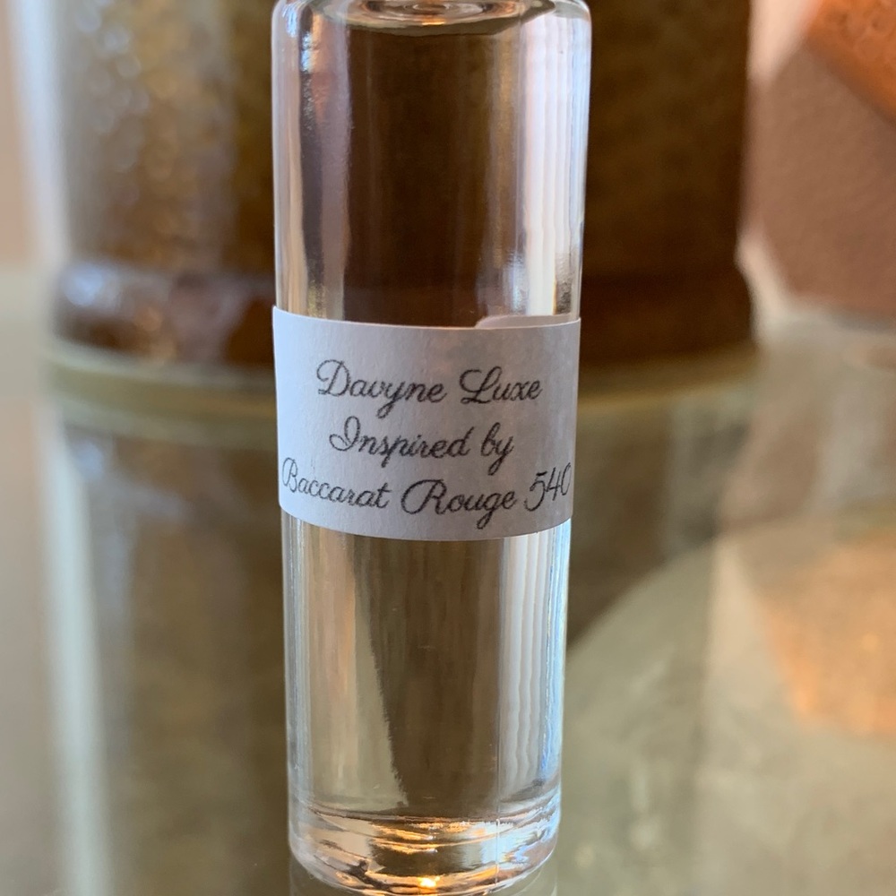 ♀️♂️DLF Oil Reminiscent of Baccarat Rouge 540 - Picture 2 of 5